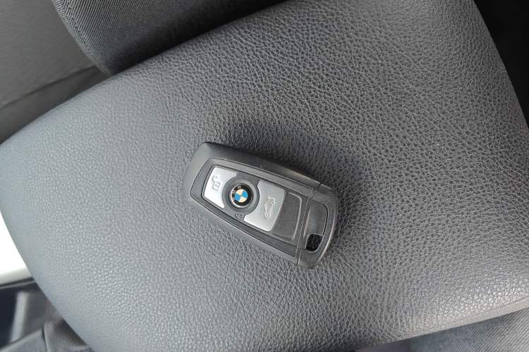Used BMW 1 Series 2016 118i Leading Model Vehicle Key