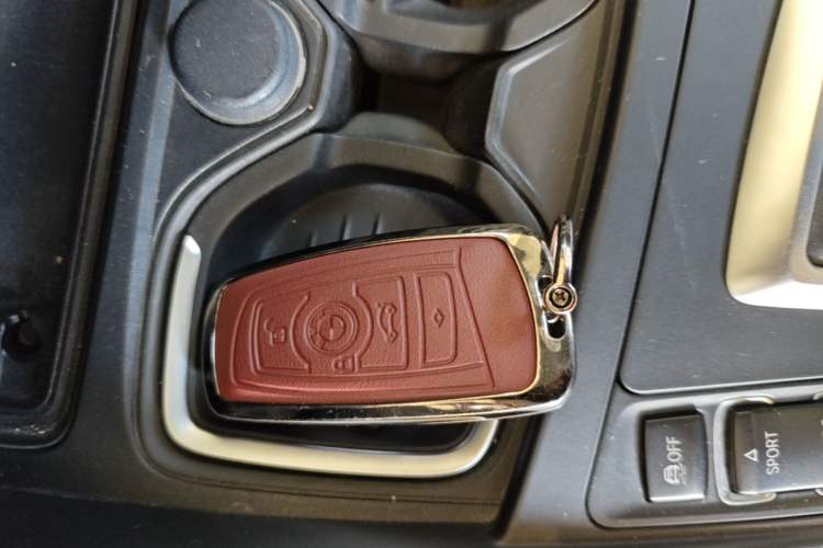 Used BMW 1 Series 2016 118i Leading Model Vehicle Key