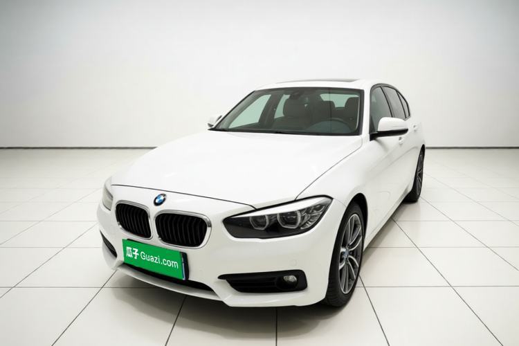 Used BMW 1 Series 2016 120i Leading Model Guazi used car, China used car export, Used car for sale, Used cars, Cheapest cars for sale