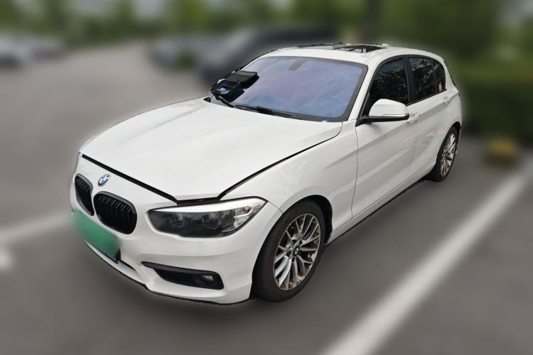 Used BMW 1 Series 2016 120i Leading Model Guazi used car, China used car export, Used car for sale, Used cars, Cheapest cars for sale