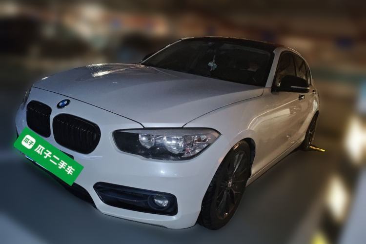 Used BMW 1 Series 2016 120i Leading Model Guazi used car, China used car export, Used car for sale, Used cars, Cheapest cars for sale