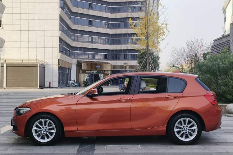 Used BMW 1 Series 2016 118i Urban Design Package Exterior 3