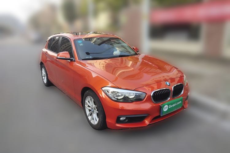 Used BMW 1 Series 2016 118i Leading Model Front Right 45 Deg