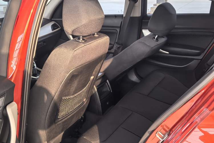 Used BMW 1 Series 2016 118i Leading Model Interior 2