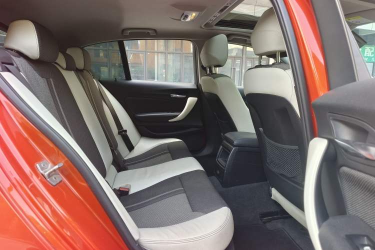 Used BMW 1 Series 2016 118i Urban Design Package Interior 5