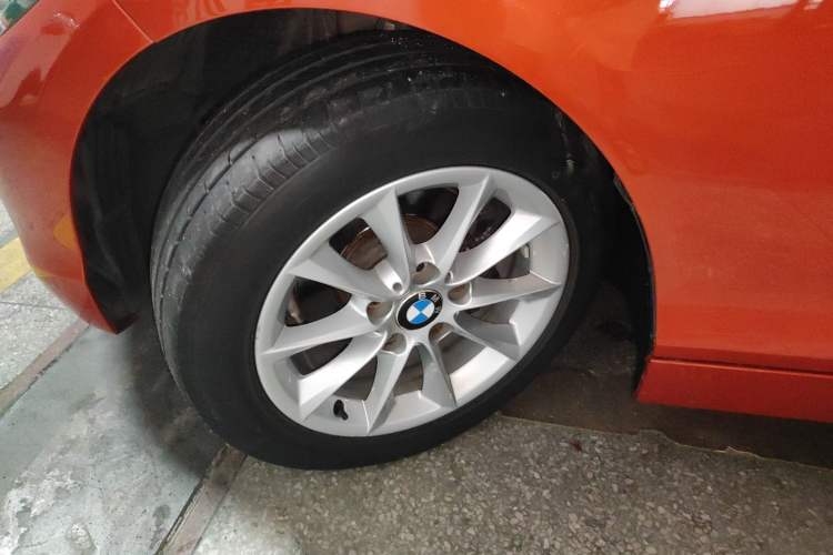 Used BMW 1 Series 2016 118i Urban Design Package Left Front Wheel Hub