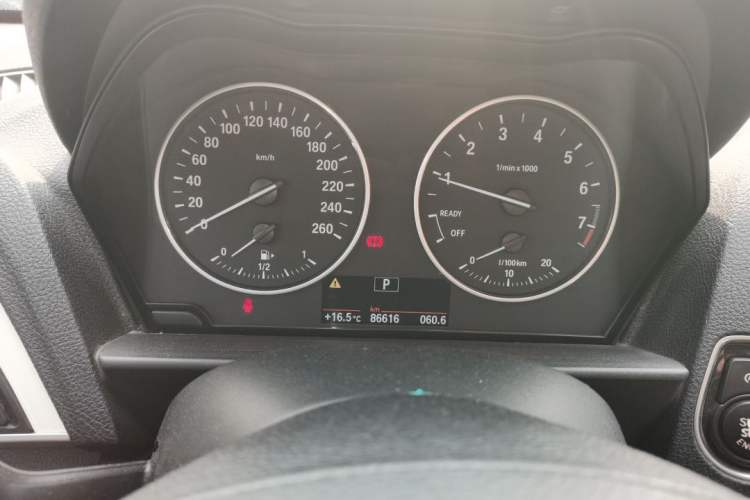 Used BMW 1 Series 2016 118i Urban Design Package Odometer Close Up