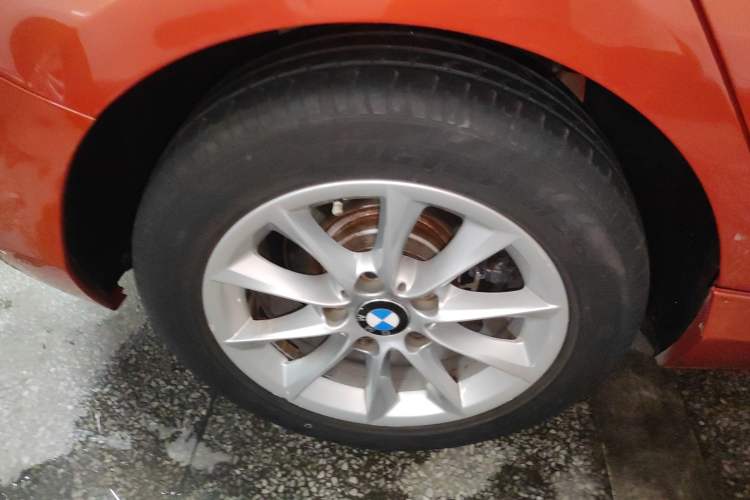 Used BMW 1 Series 2016 118i Urban Design Package Right Rear Wheel Hub