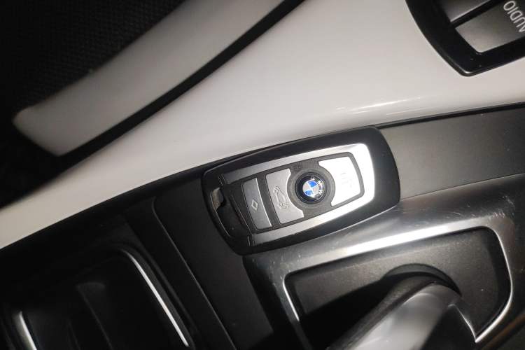 Used BMW 1 Series 2016 118i Urban Design Package Vehicle Key