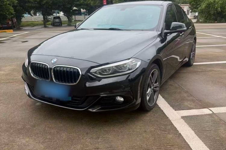Used BMW 1 Series 2017 118i Sport Edition Guazi used car, China used car export, Used car for sale, Used BMW cars, Cheapest cars for sale