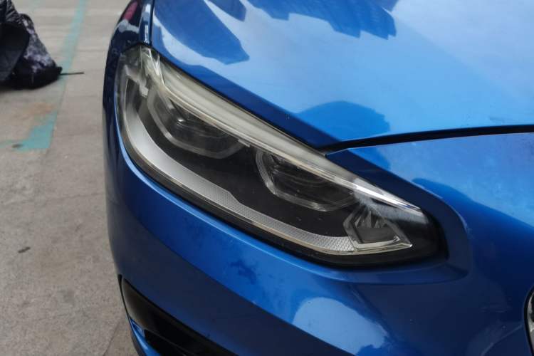 Used BMW 1 Series 2017 118i Sport Edition Right Front Headlight