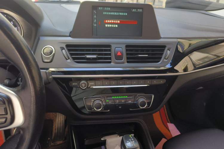Used BMW 1 Series 2017 118i Sport Edition Audio And AC Panel