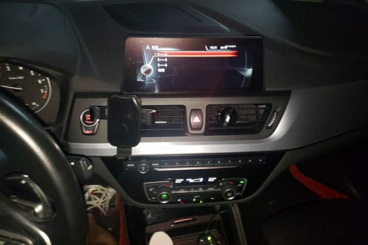 Used BMW 1 Series 2017 120i Design Package Model Audio And AC Panel