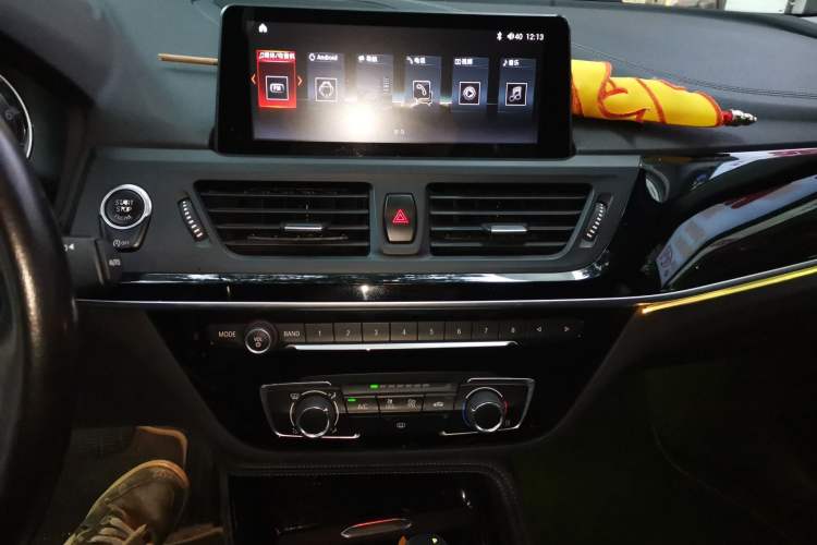 Used BMW 1 Series 2017 118i Sport Edition Audio And AC Panel
