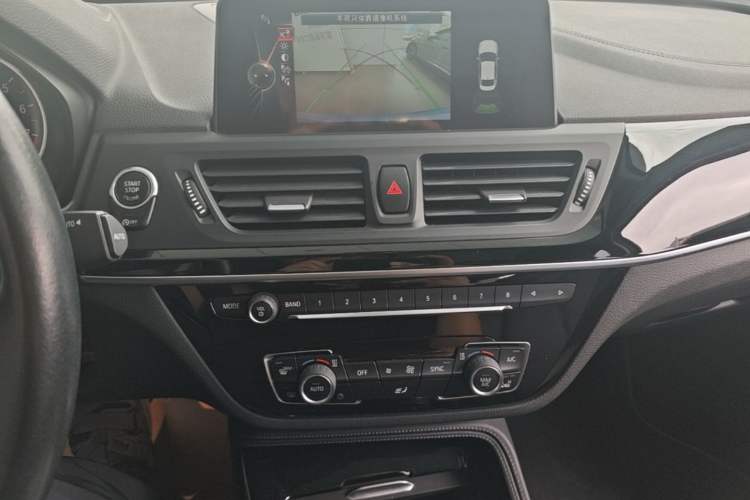 Used BMW 1 Series 2017 118i Design Package Model Audio And AC Panel