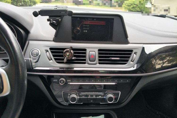 Used BMW 1 Series 2017 118i Sport Edition Audio And AC Panel