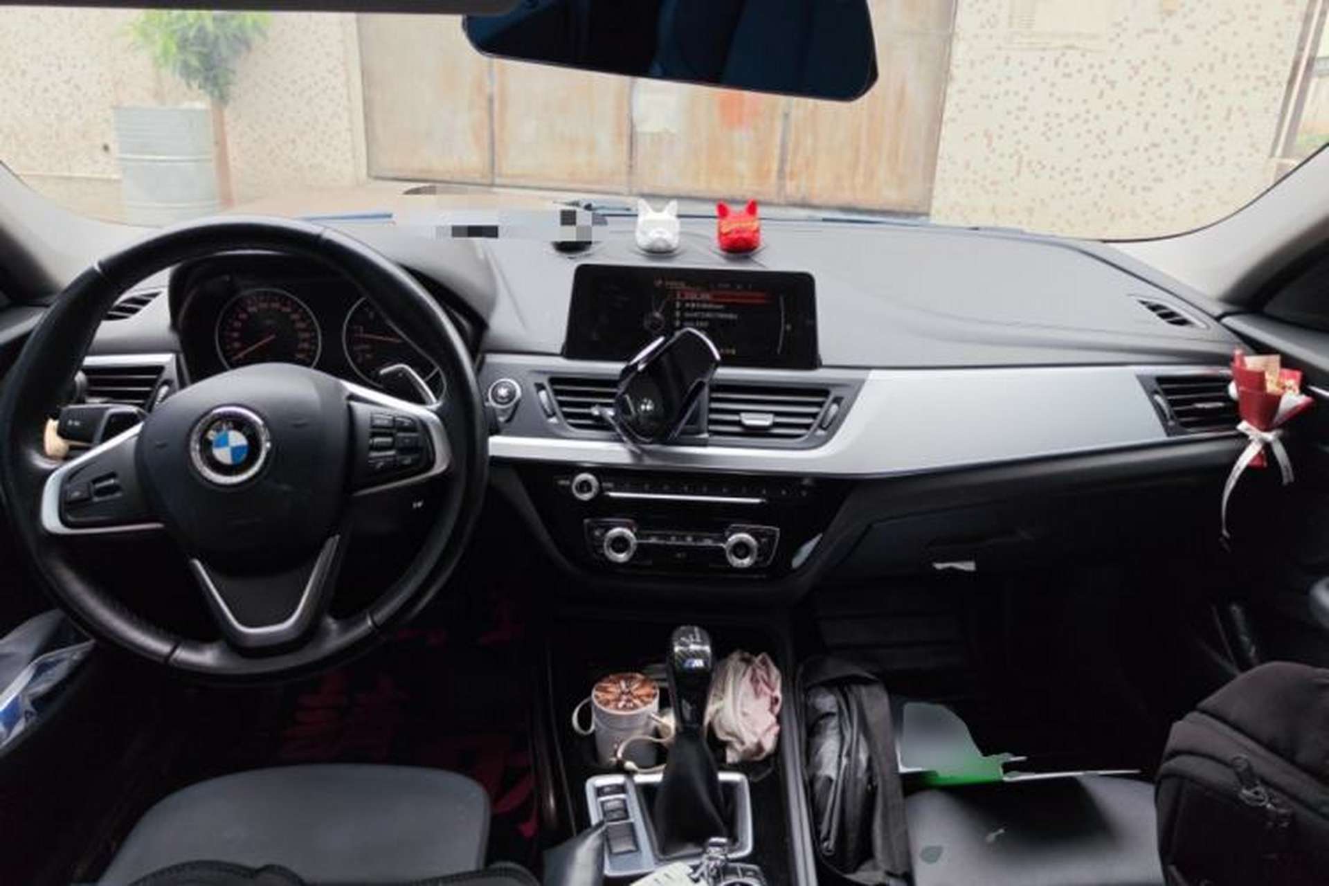 Used BMW 1 Series 2017 120i Design Package Model Center Console