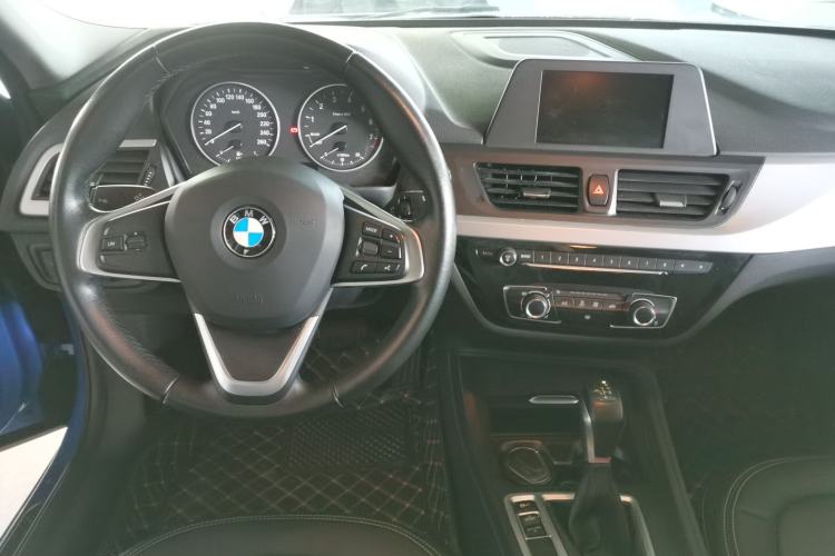 Used BMW 1 Series 2017 118i Fashion Model Center Console