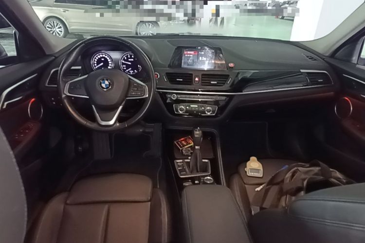 Used BMW 1 Series 2017 118i Sport Edition Center Console