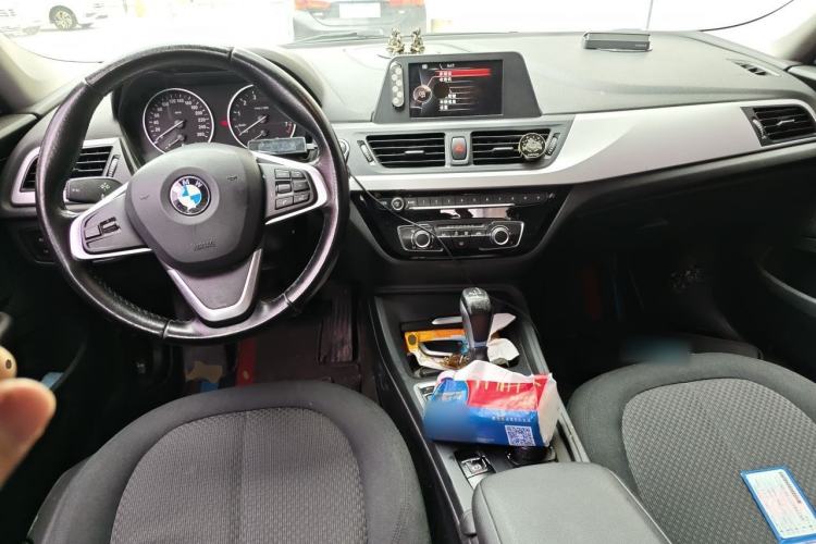 Used BMW 1 Series 2017 118i Fashion Model Center Console