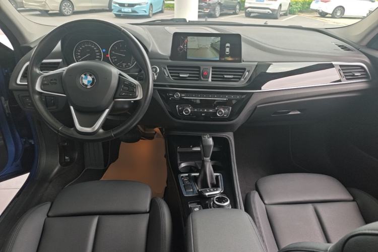 Used BMW 1 Series 2017 118i Design Package Model Center Console