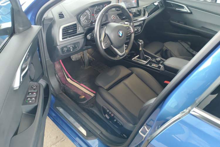 Used BMW 1 Series 2017 118i Sport Edition Driver Seat