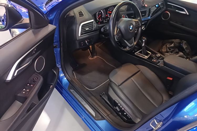 Used BMW 1 Series 2017 118i Sport Edition Driver Seat