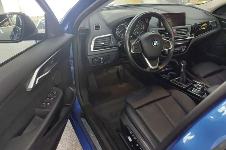 Used BMW 1 Series 2017 118i Design Package Model Driver Seat