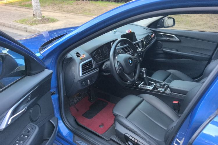Used BMW 1 Series 2017 118i Sport Edition Driver Seat