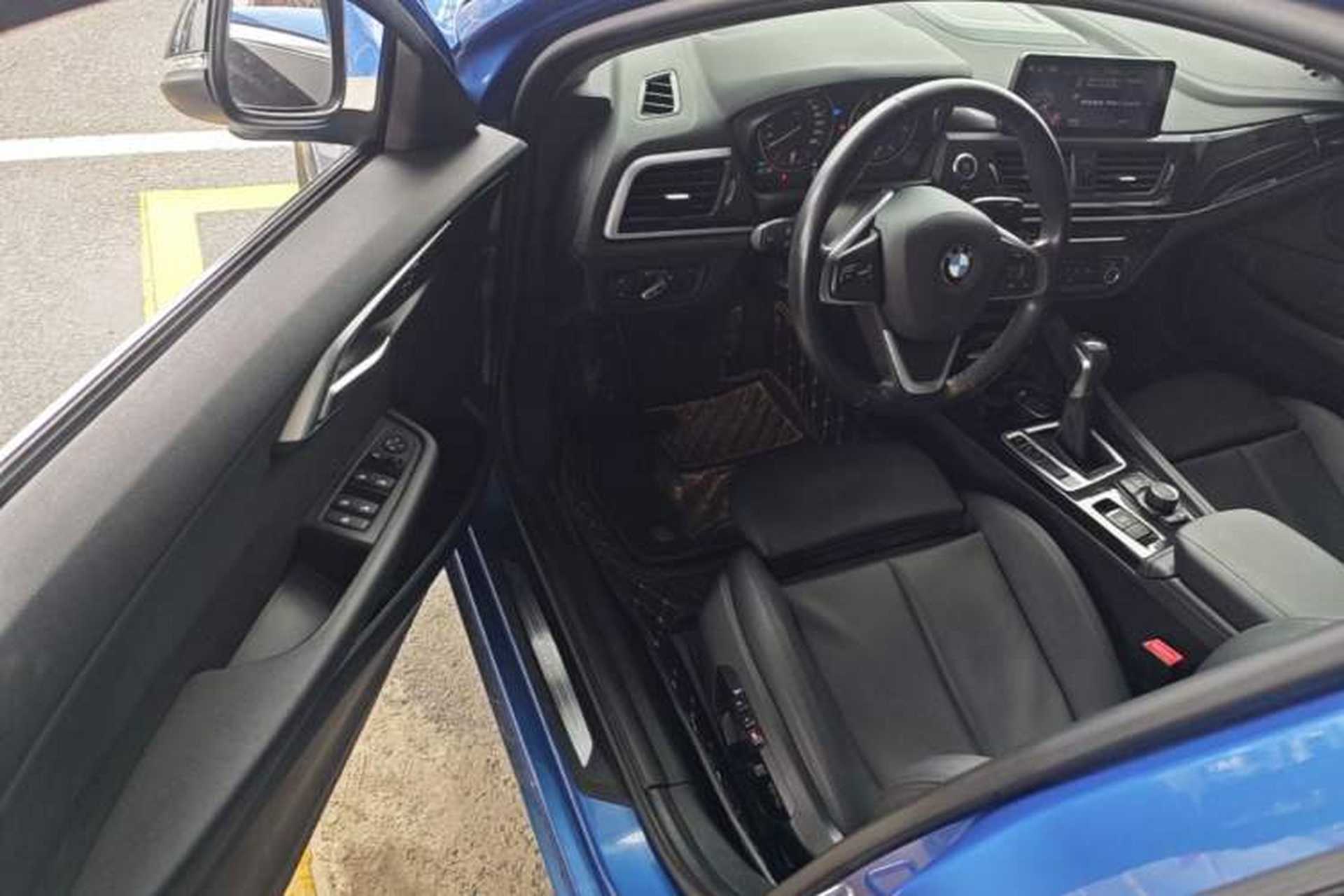 Used BMW 1 Series 2017 118i Sport Edition Driver Seat