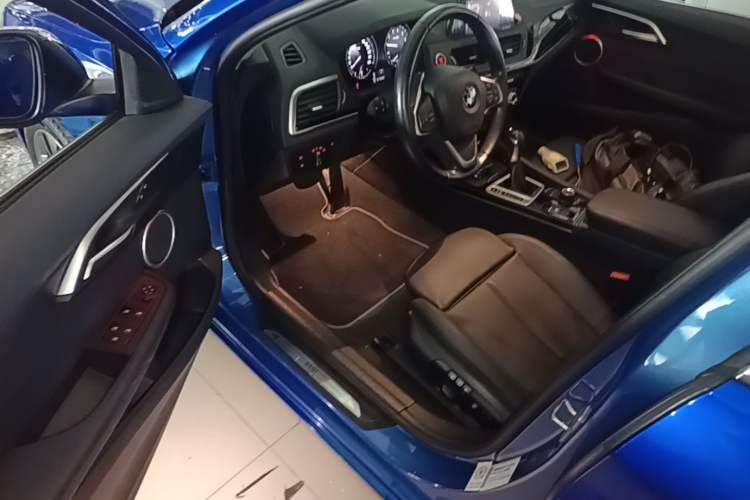 Used BMW 1 Series 2017 118i Sport Edition Driver Seat