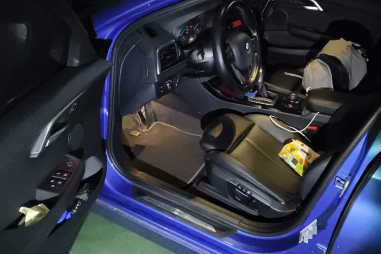 Used BMW 1 Series 2017 118i Sport Edition Driver Seat