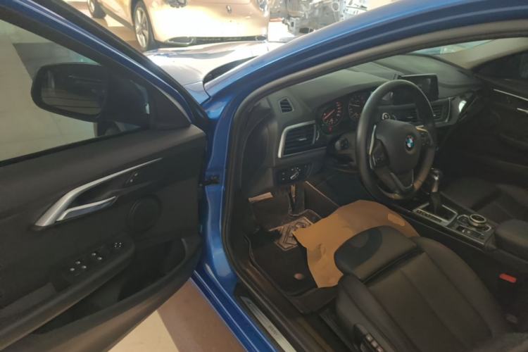 Used BMW 1 Series 2017 118i Sport Edition Driver Seat
