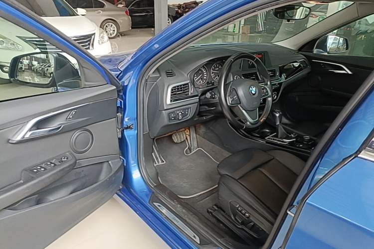 Used BMW 1 Series 2017 118i Sport Edition Driver Seat