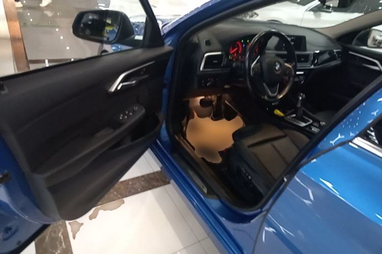 Used BMW 1 Series 2017 118i Sport Edition Driver Seat