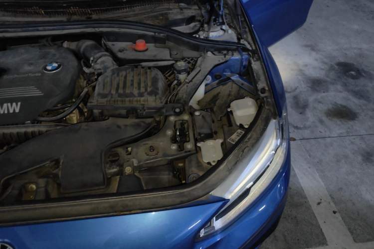 Used BMW 1 Series 2017 118i Sport Edition Engine Bay Left