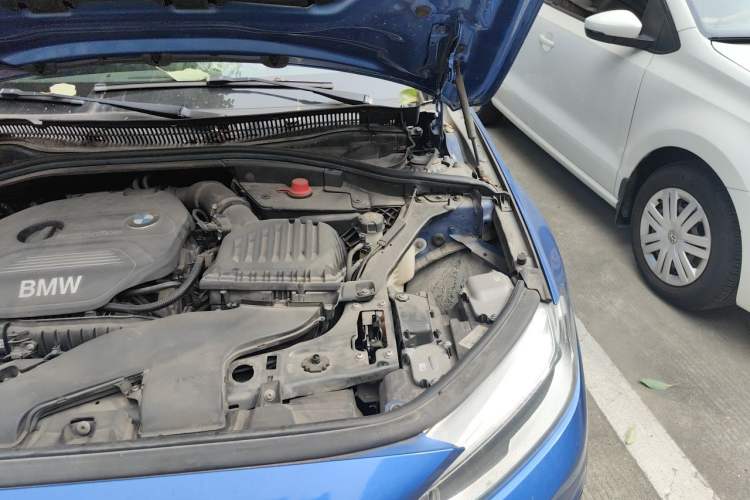 Used BMW 1 Series 2017 118i Design Package Model Engine Bay Left