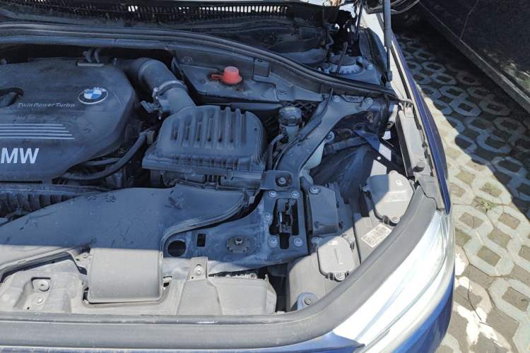 Used BMW 1 Series 2017 118i Sport Edition Engine Bay Left