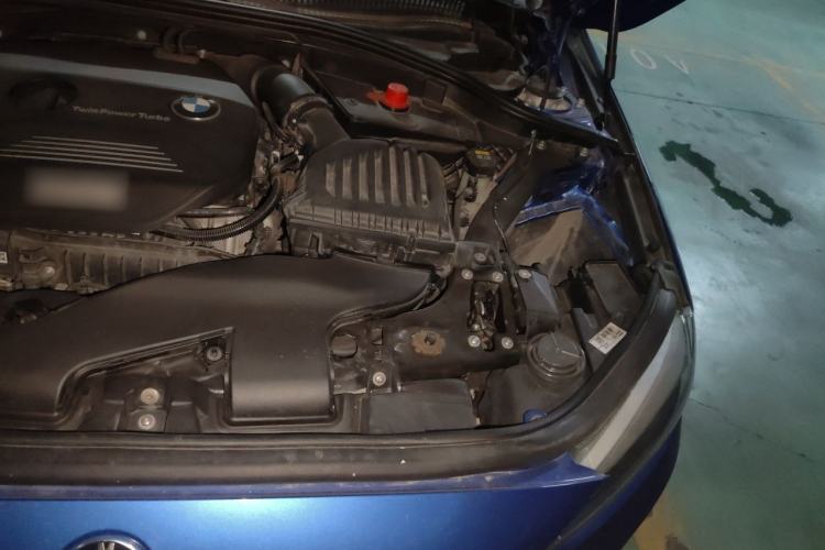 Used BMW 1 Series 2017 118i Fashion Model Engine Bay Left