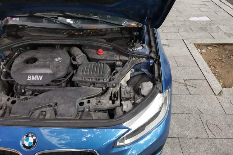 Used BMW 1 Series 2017 118i Sport Edition Engine Bay Left