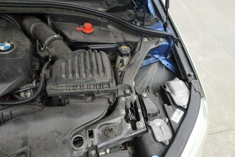 Used BMW 1 Series 2017 125i Sport Model Engine Bay Left