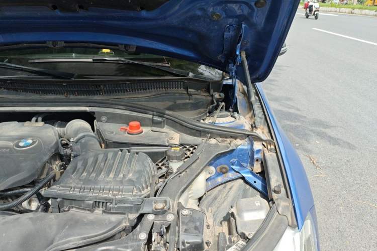 Used BMW 1 Series 2017 118i Sport Edition Engine Bay Left