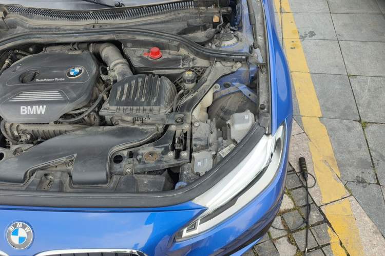 Used BMW 1 Series 2017 118i Sport Edition Engine Bay Left