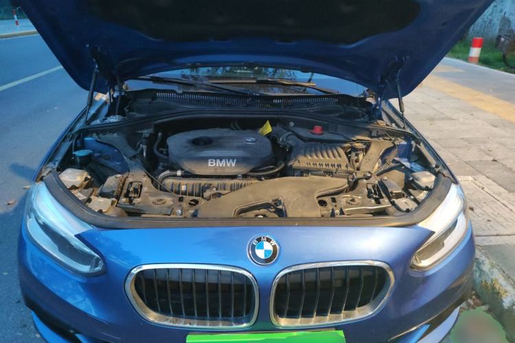 Used BMW 1 Series 2017 120i Design Package Model Engine Bay