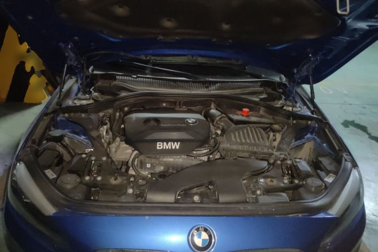 Used BMW 1 Series 2017 118i Fashion Model Engine Bay