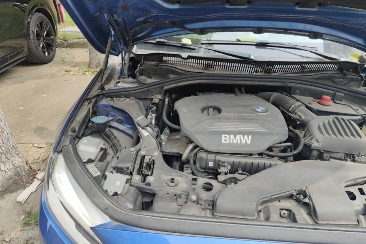 Used BMW 1 Series 2017 118i Design Package Model Engine Bay Right