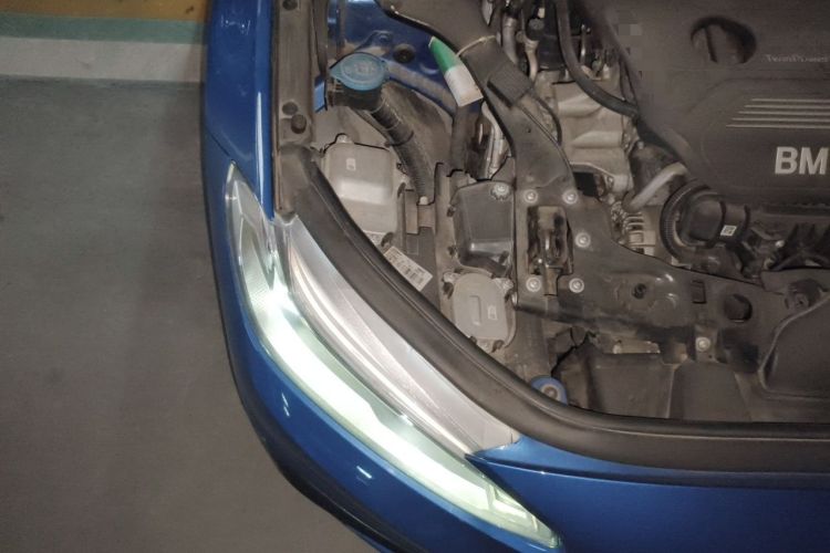 Used BMW 1 Series 2017 118i Sport Edition Engine Bay Right