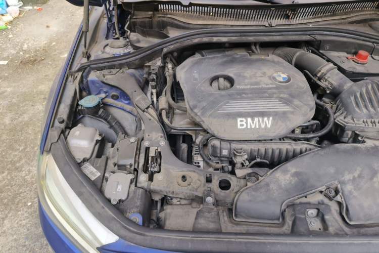 Used BMW 1 Series 2017 118i Sport Edition Engine Bay Right