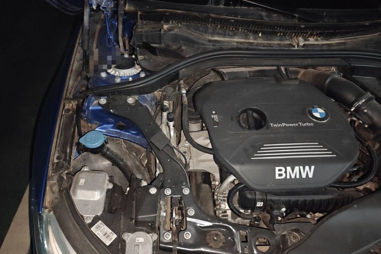 Used BMW 1 Series 2017 118i Sport Edition Engine Bay Right