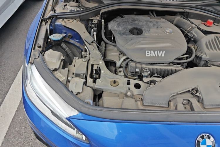 Used BMW 1 Series 2017 118i Sport Edition Engine Bay Right